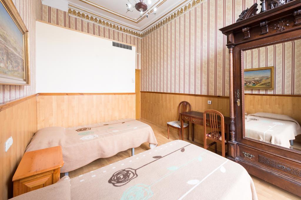 Guest house Villanueva 2*